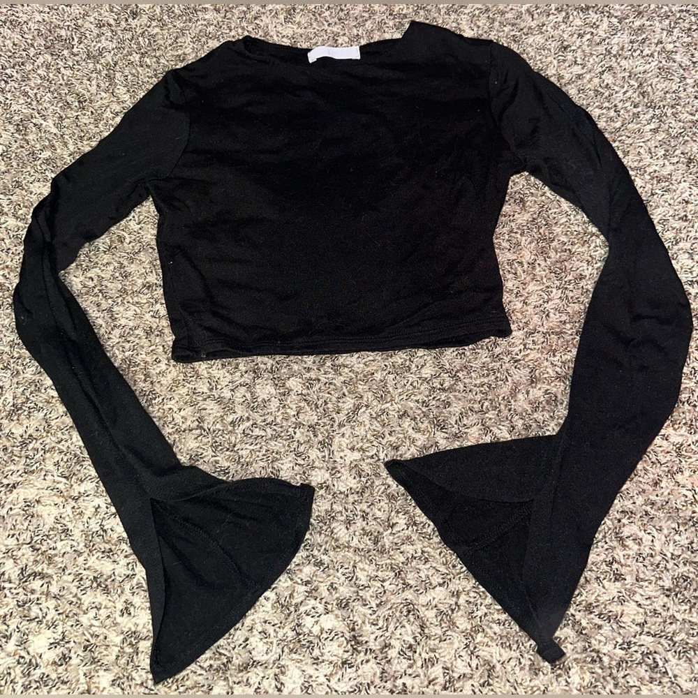 Klesis black top